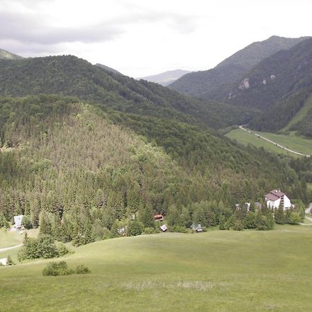 Hotel Smrecina Low Tatras Eksteriør billede